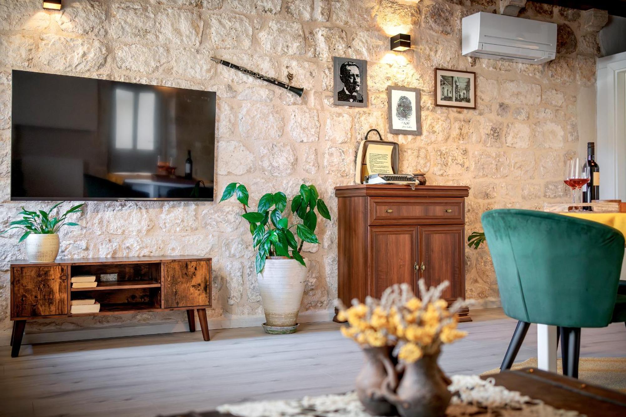 The Renaissance - Zf Hvar * Hvar Town