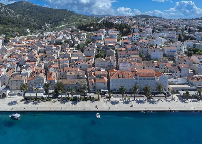 The Renaissance - Zf Hvar