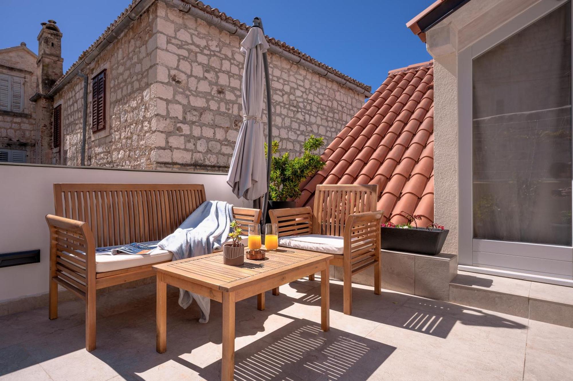 The Renaissance - Zf Hvar *