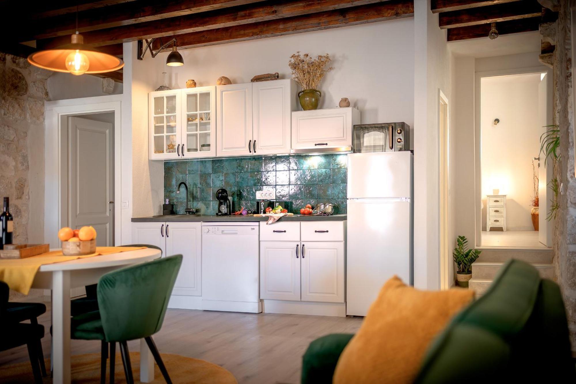 The Renaissance - Zf Hvar Apartment *