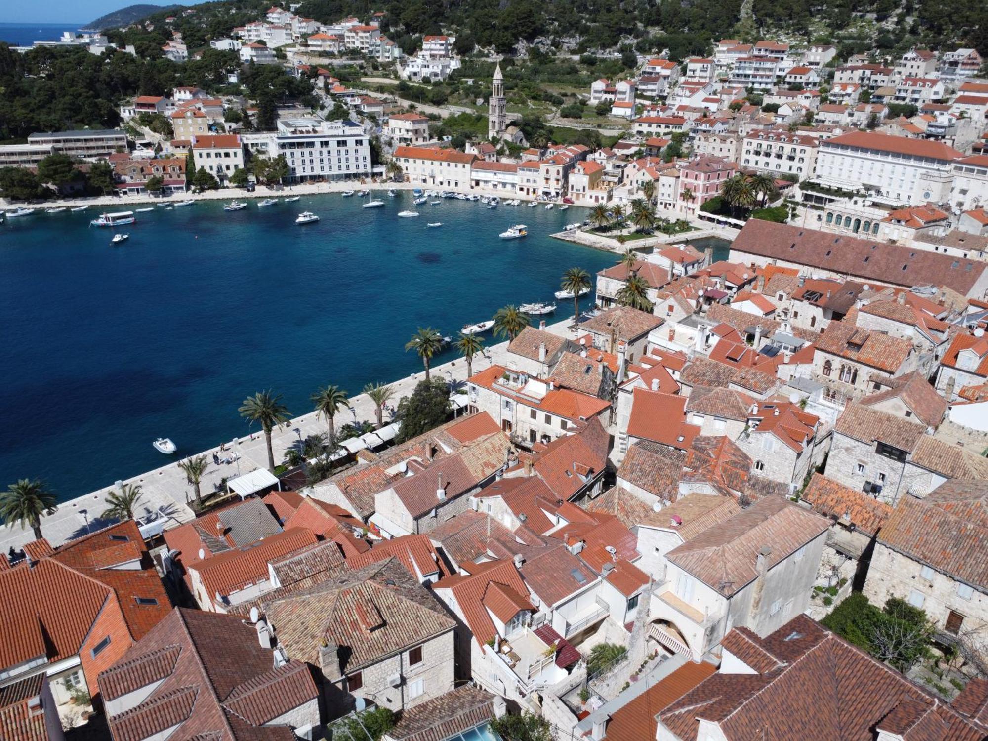 The Renaissance - Zf Hvar *